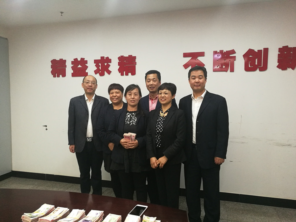 雷寶英.jpg 雷寶英.jpg